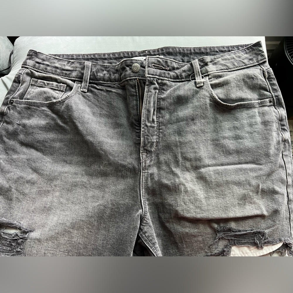 Grey wash shorts